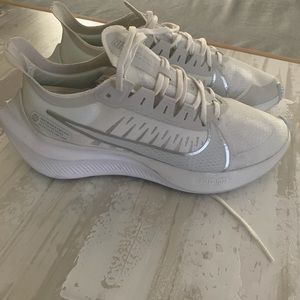 White Nike Sneakers